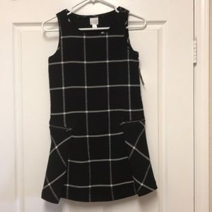 Girls plaid dress size 14 with zippered pockets